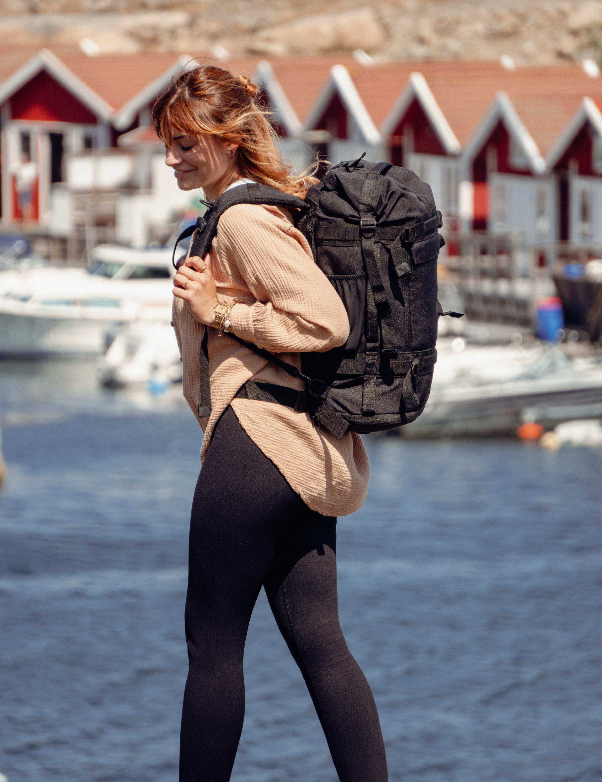 NomadX Rolltop Rucksack – Wasserdicht, 30–40 L, Mit Laptopfach, Für Reisen, Wandern & Alltag, Herren & Damen